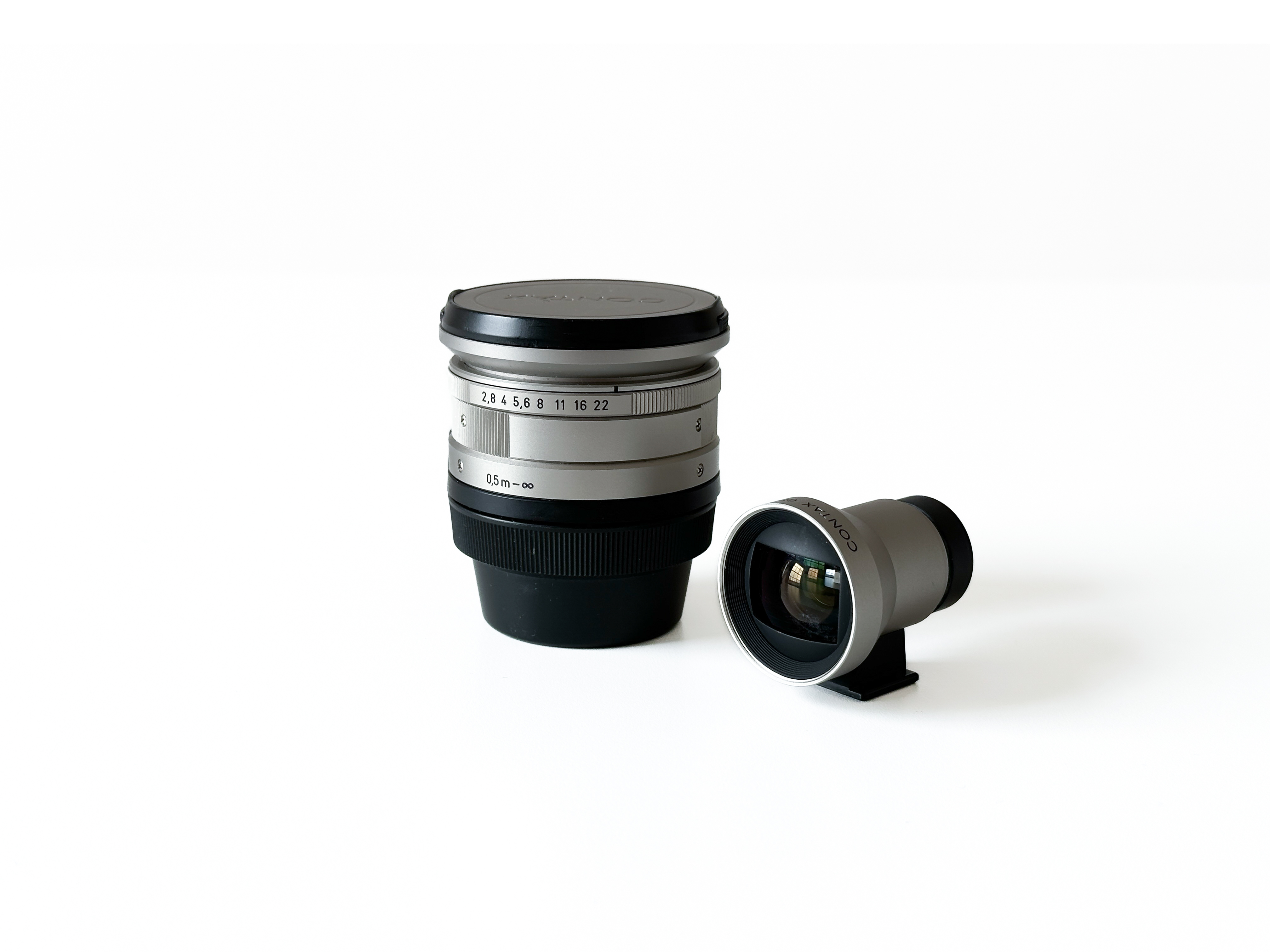 Contax g 21mm f/2.8 lens (contax g2)