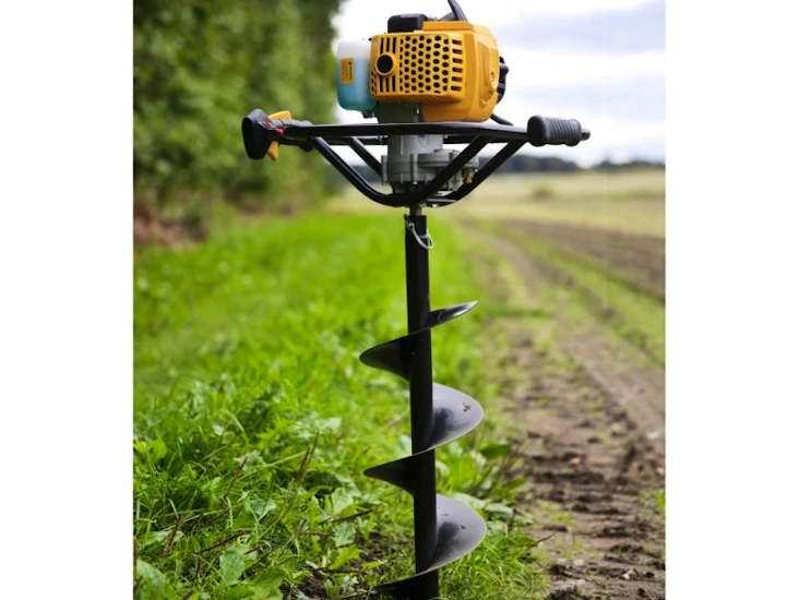 Kraftig jordbor udlejes