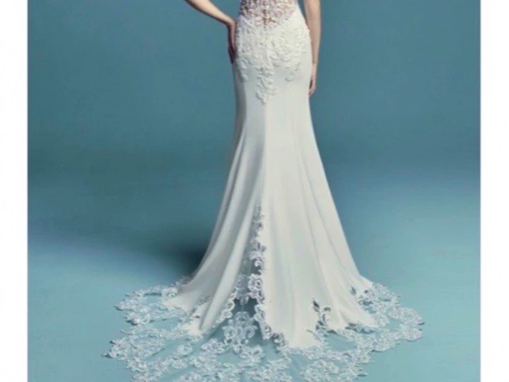 Maggie sottero alaina