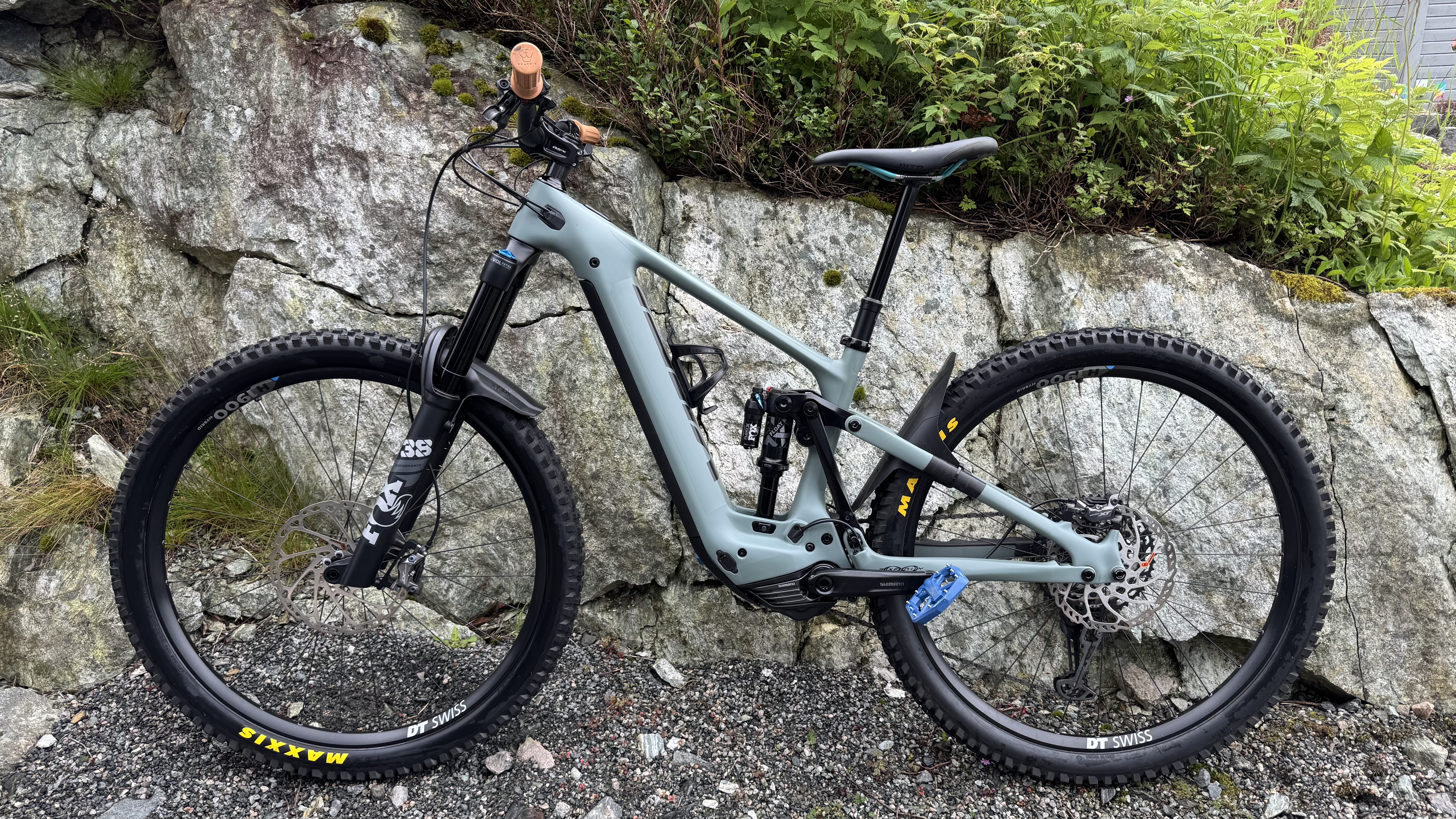 Yeti 160e str s 