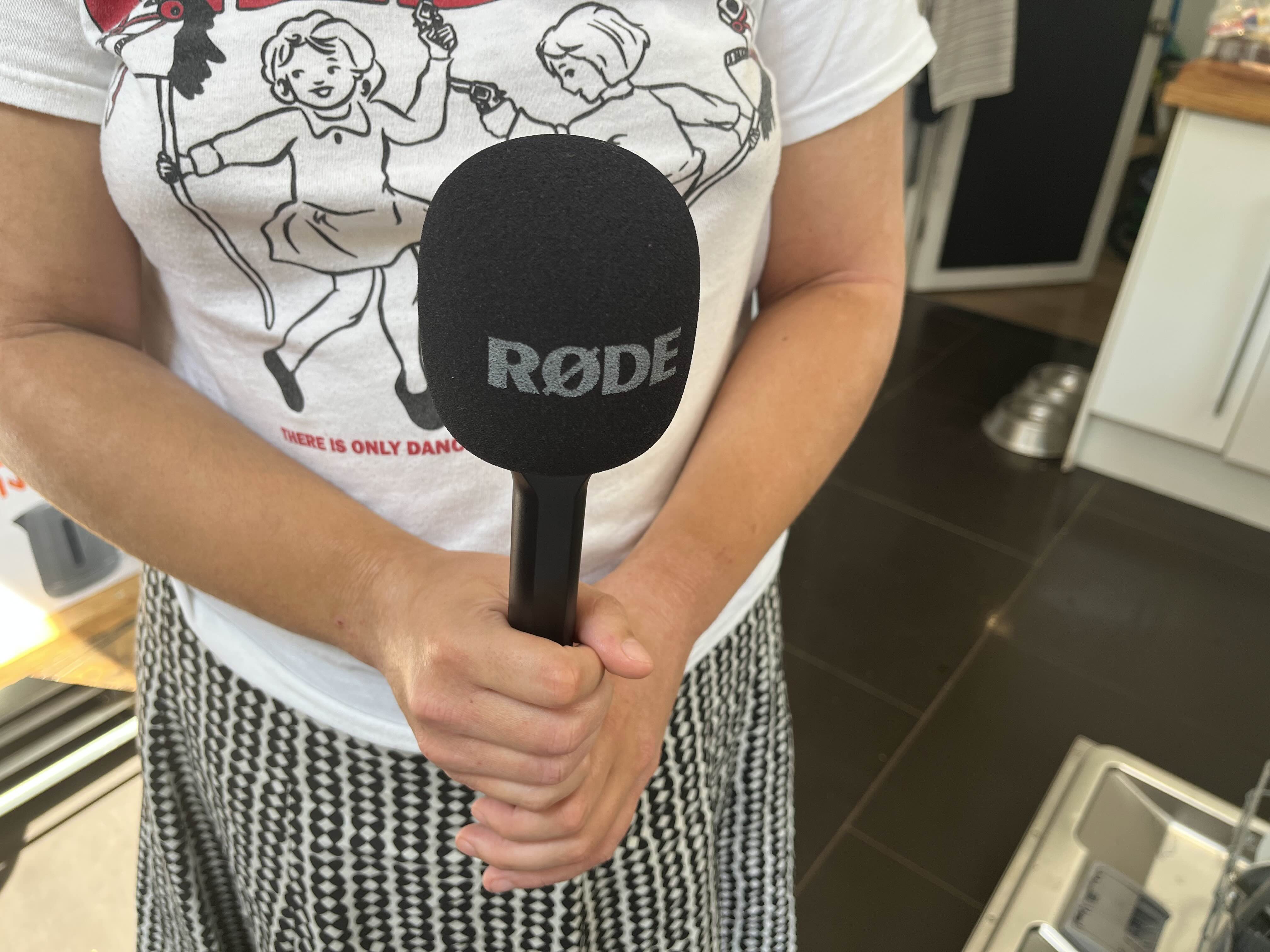 Røde interview go handheld microphone adapter (x2 available)