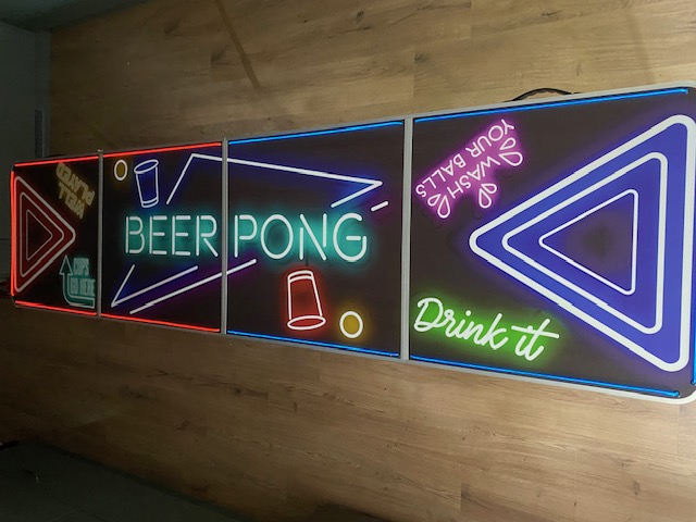 Högtalare beerpong rökmaskin ljusstativ festpaket
