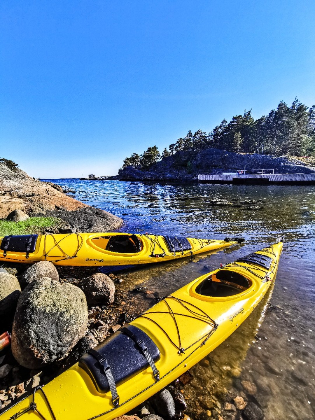 Kajakk nær sjøen (1 eller 2 kajakker)
