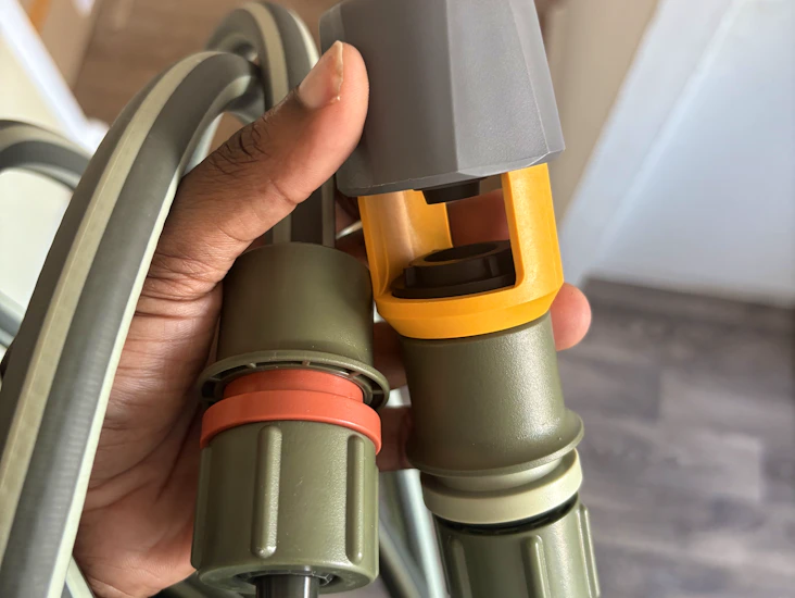 15m hose pipe with various tap connectors