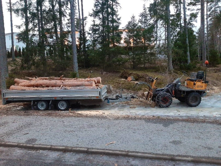 Rejält släp med ramper