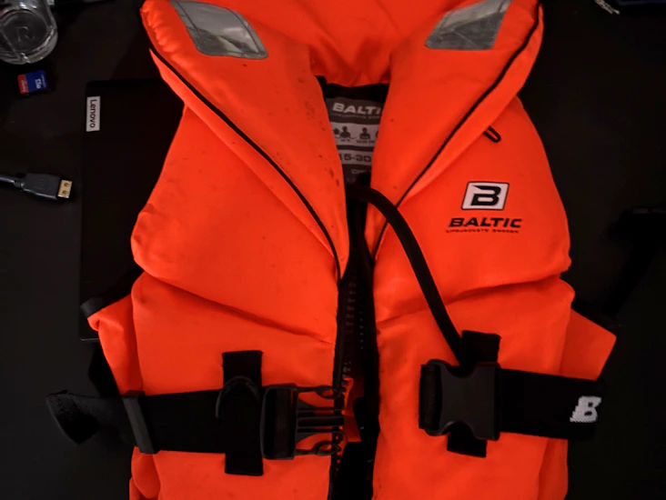 Redningsvest baltic pro sailor — barn 15–30 kg, ce‑godkendt, synlig orange