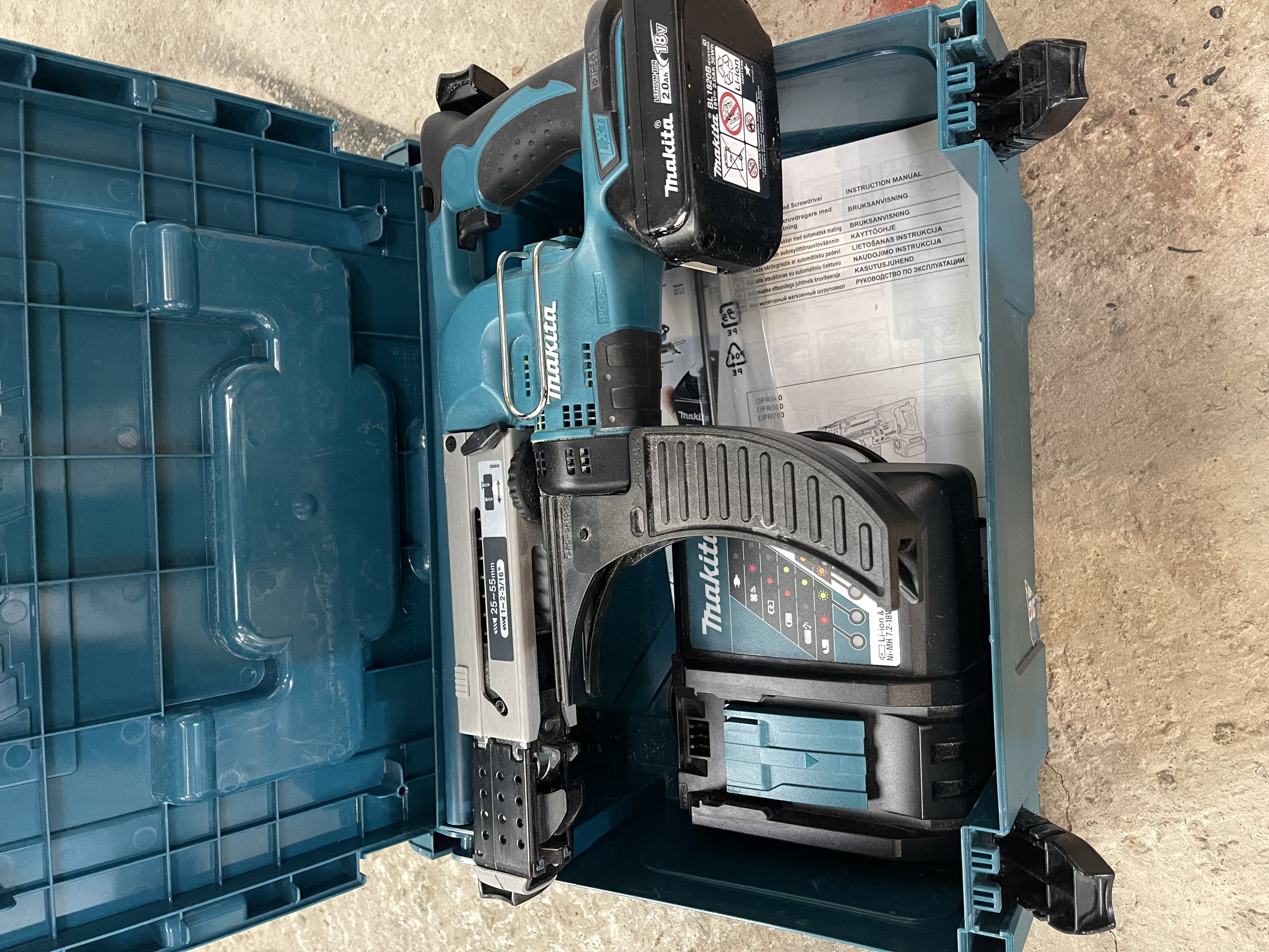 Makita skruvautomat 18v