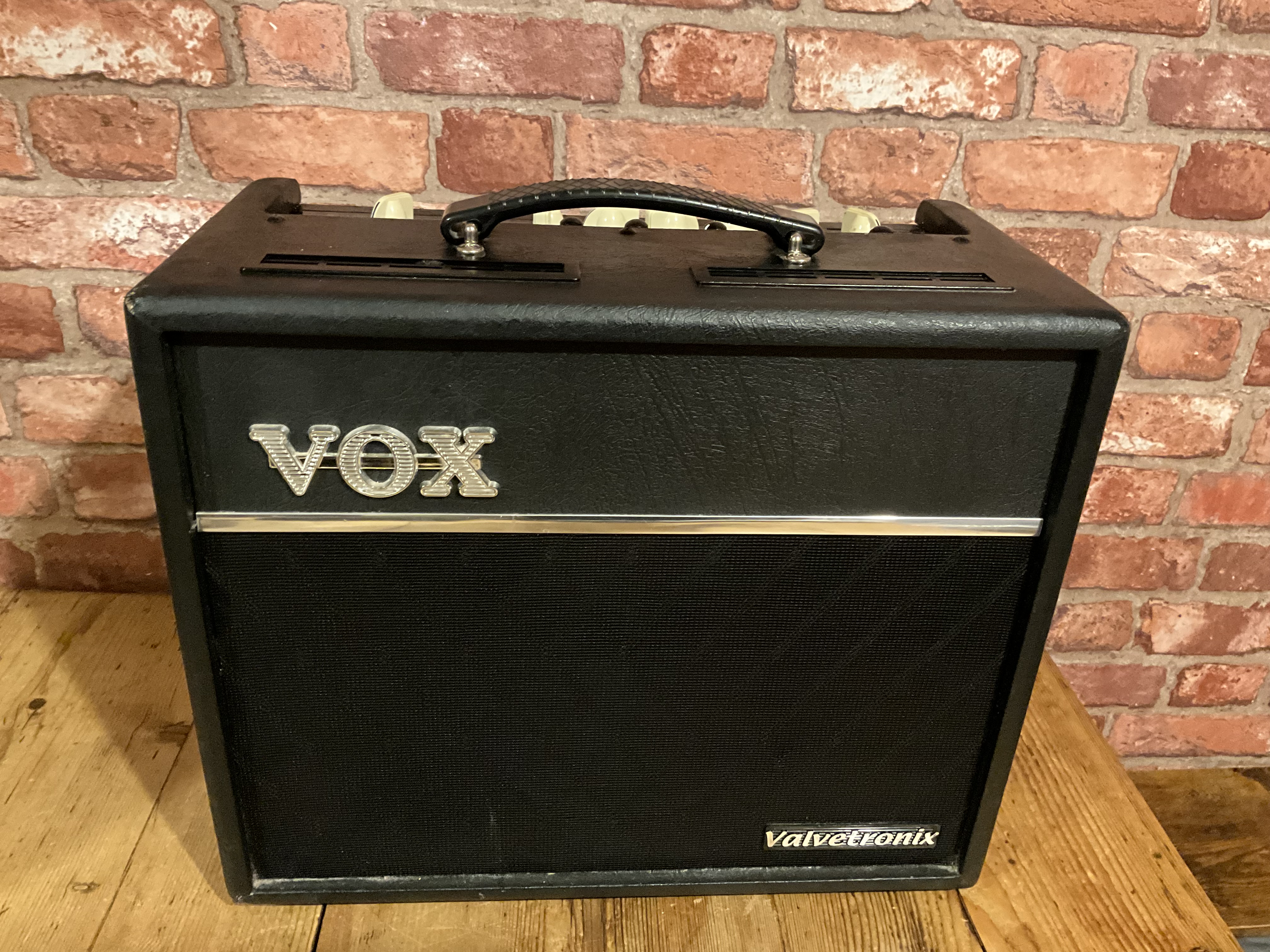 Vox vallvetronic 20wmamplifier multi fx