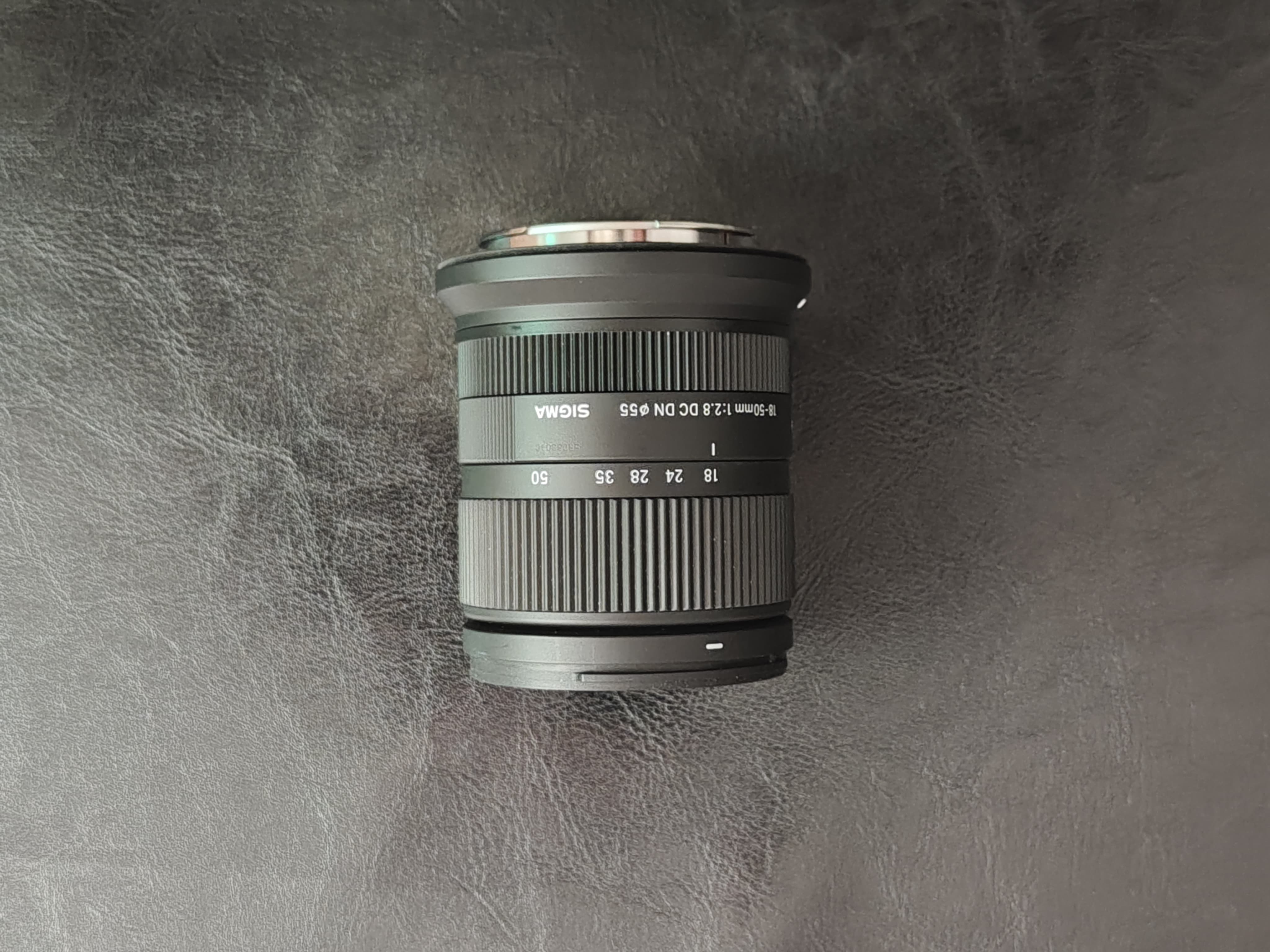 Sigma 18-50mm f/2.8 dc dn c (canon rf-s)