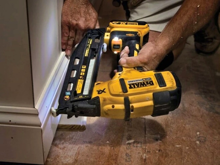 Dewalt dcn660n