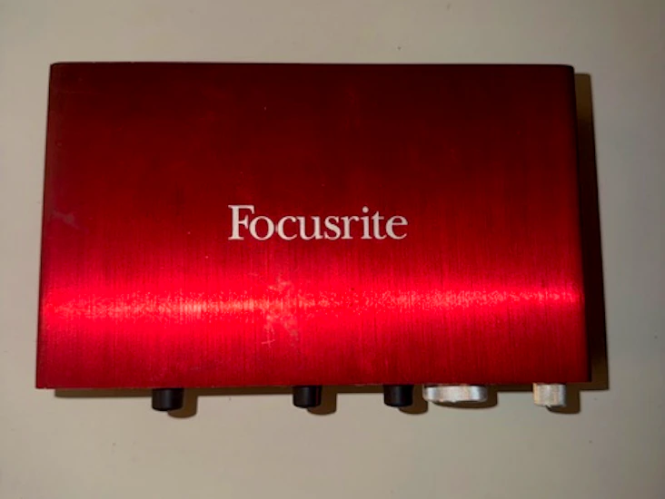 Lydkort (focusrite scarlet 2i4)