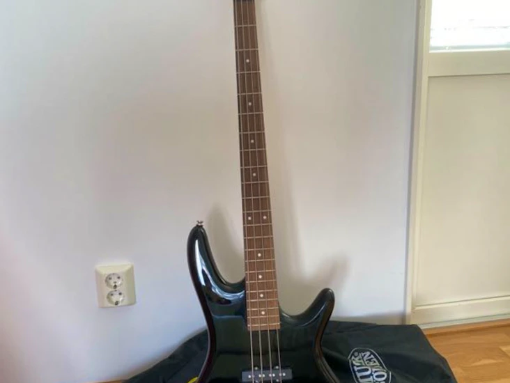 Elbas med tillbehör