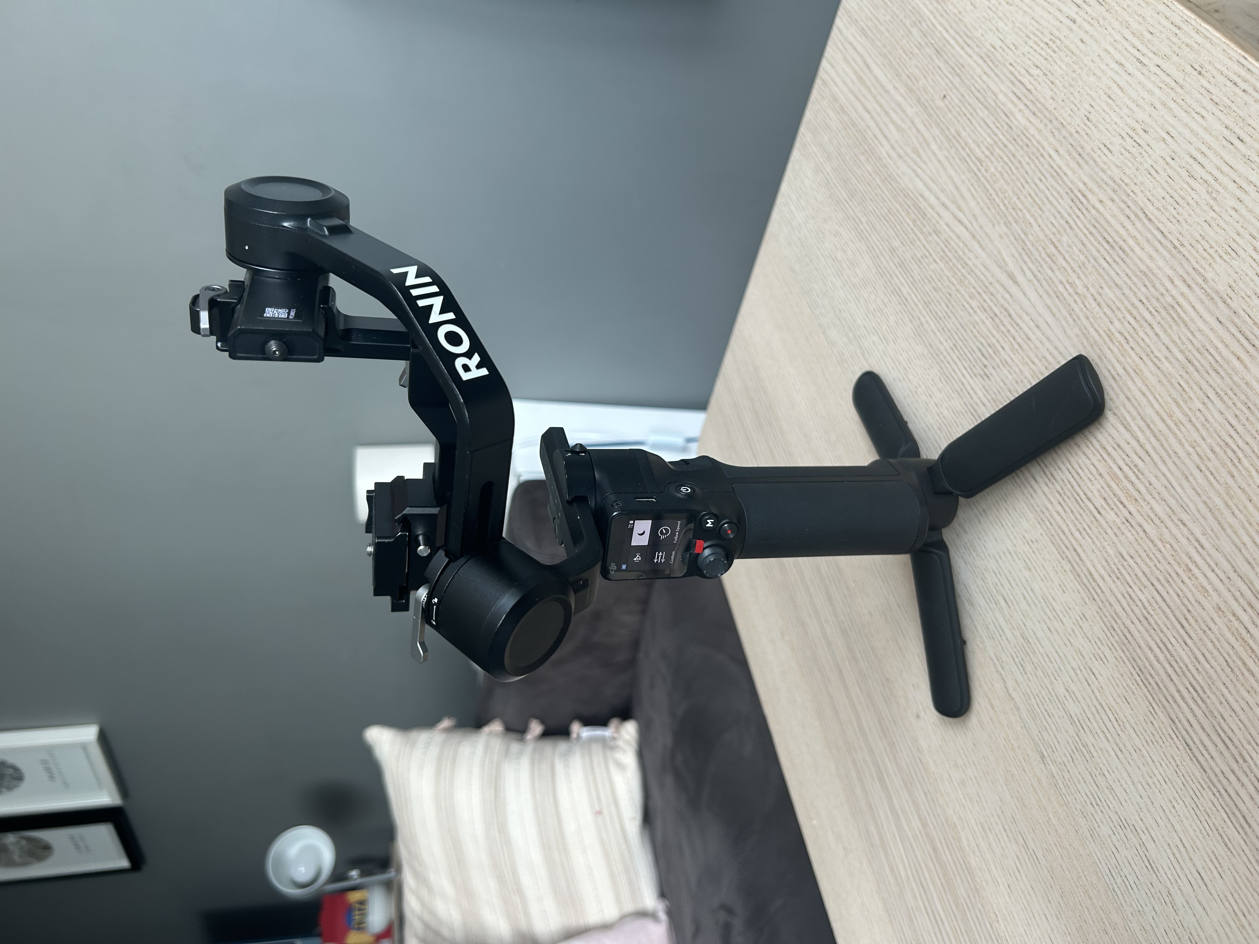 Dji rs3 mini gimbal