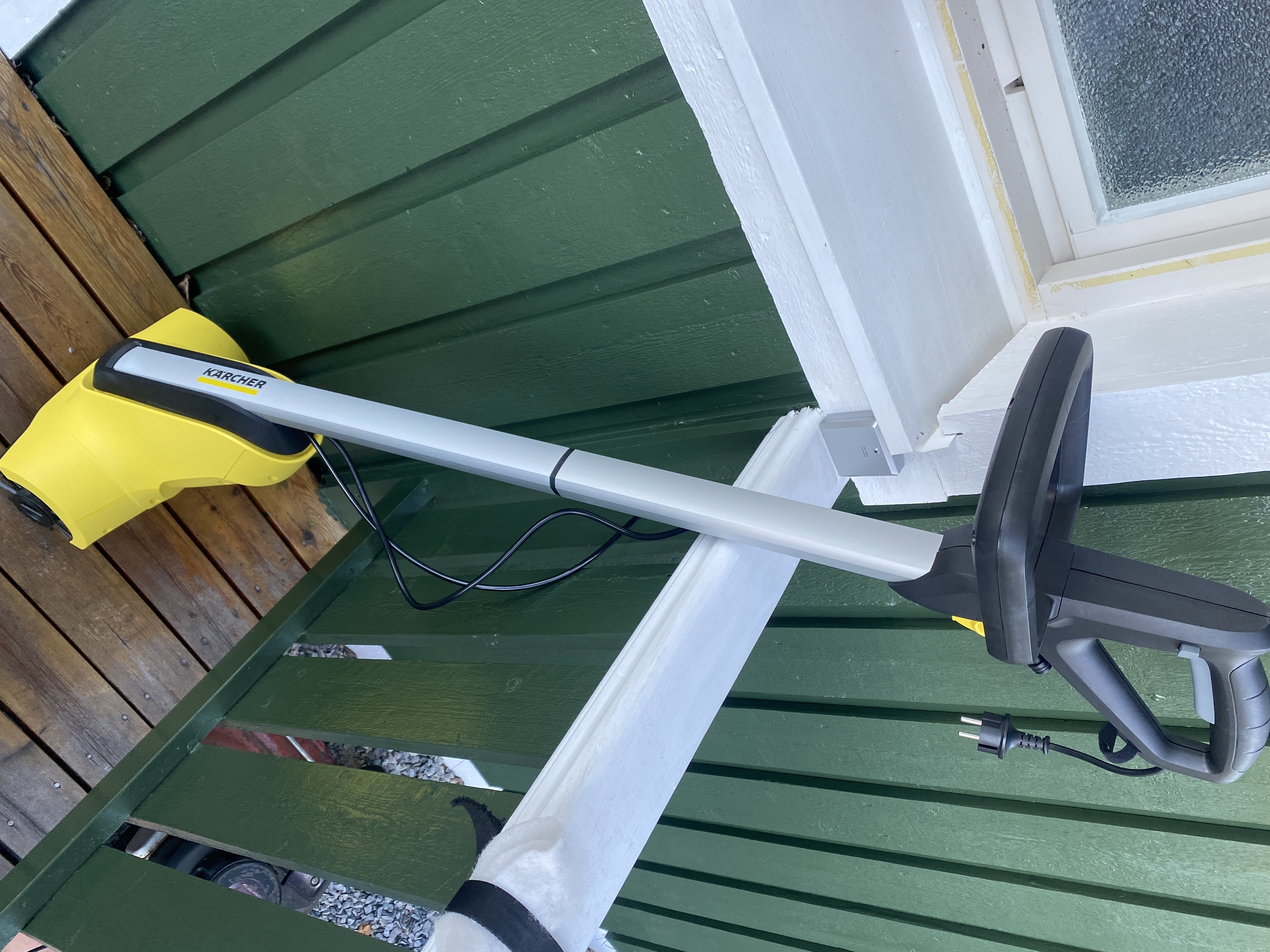 Effektiv terrassevasker – kärcher pcl 4 til leie!