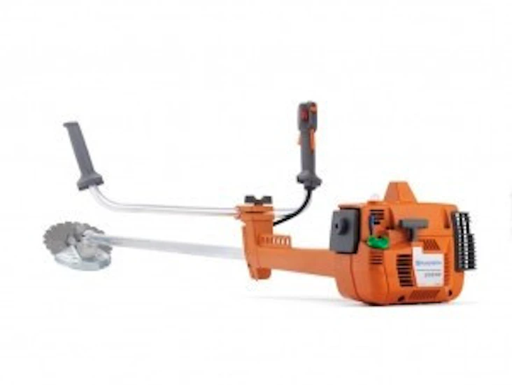 Husqvarna 235 fr ryddesag til leie til salgs