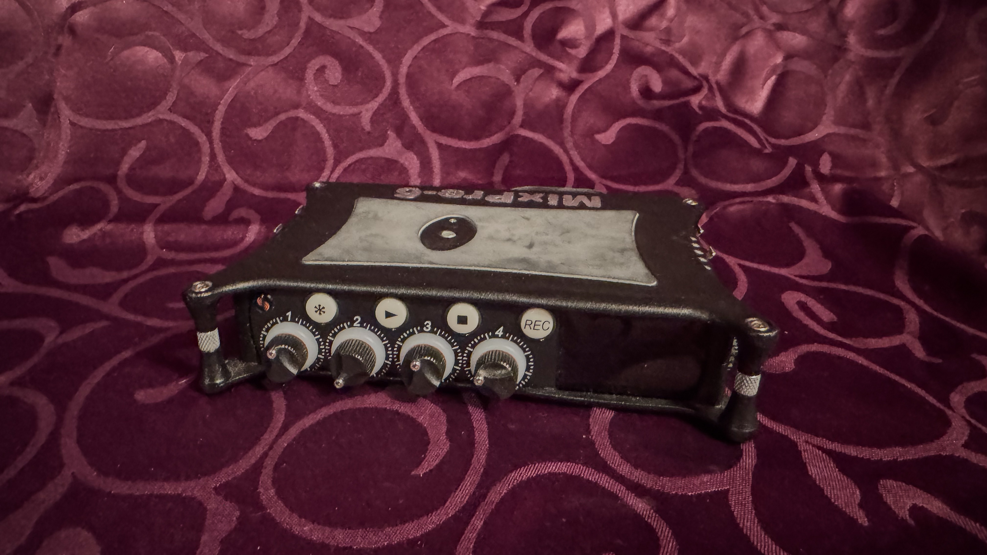 Sound devices mixpre-6 audio recorder
