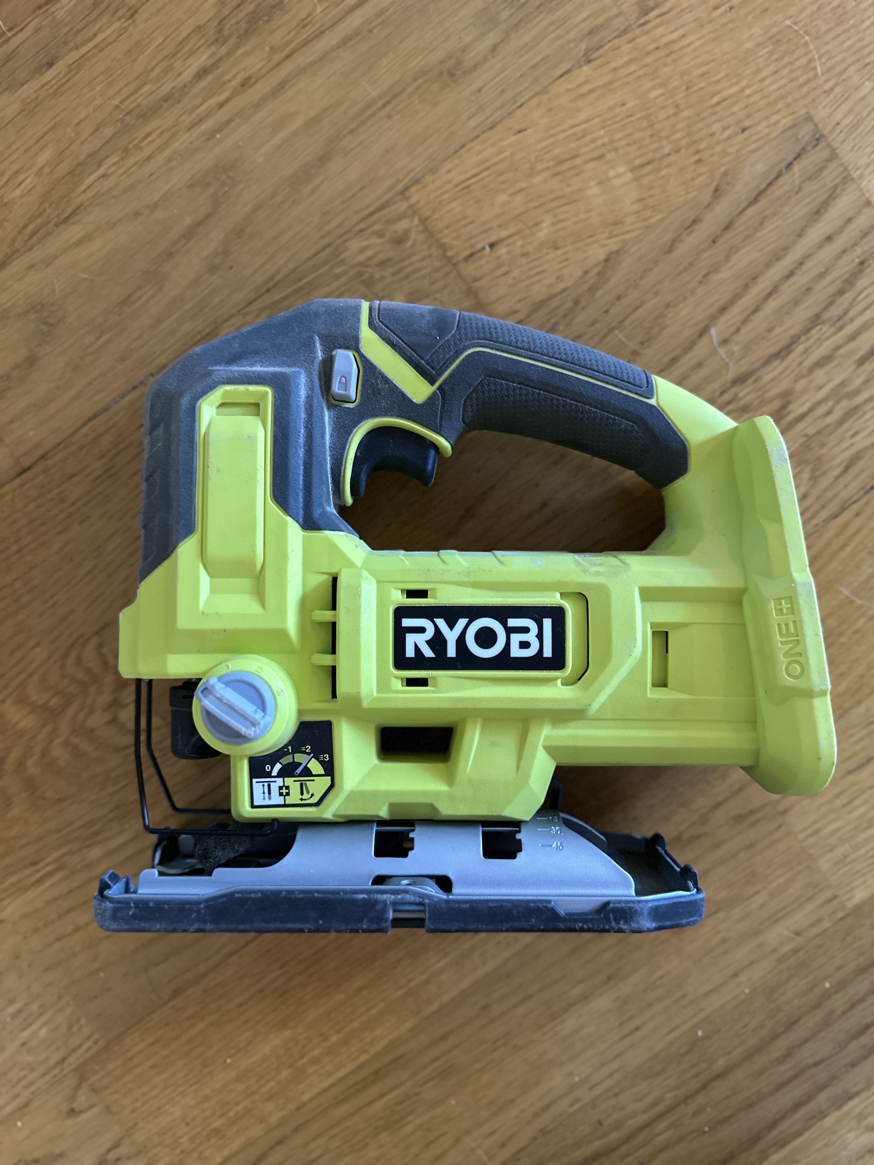 Ryobi stikksag