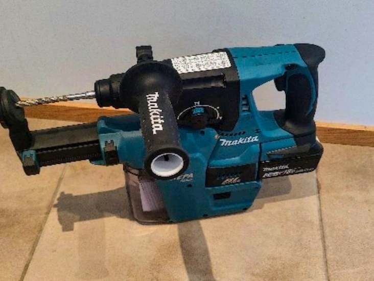 Makita laadukas pölytön akkuiskuporakone