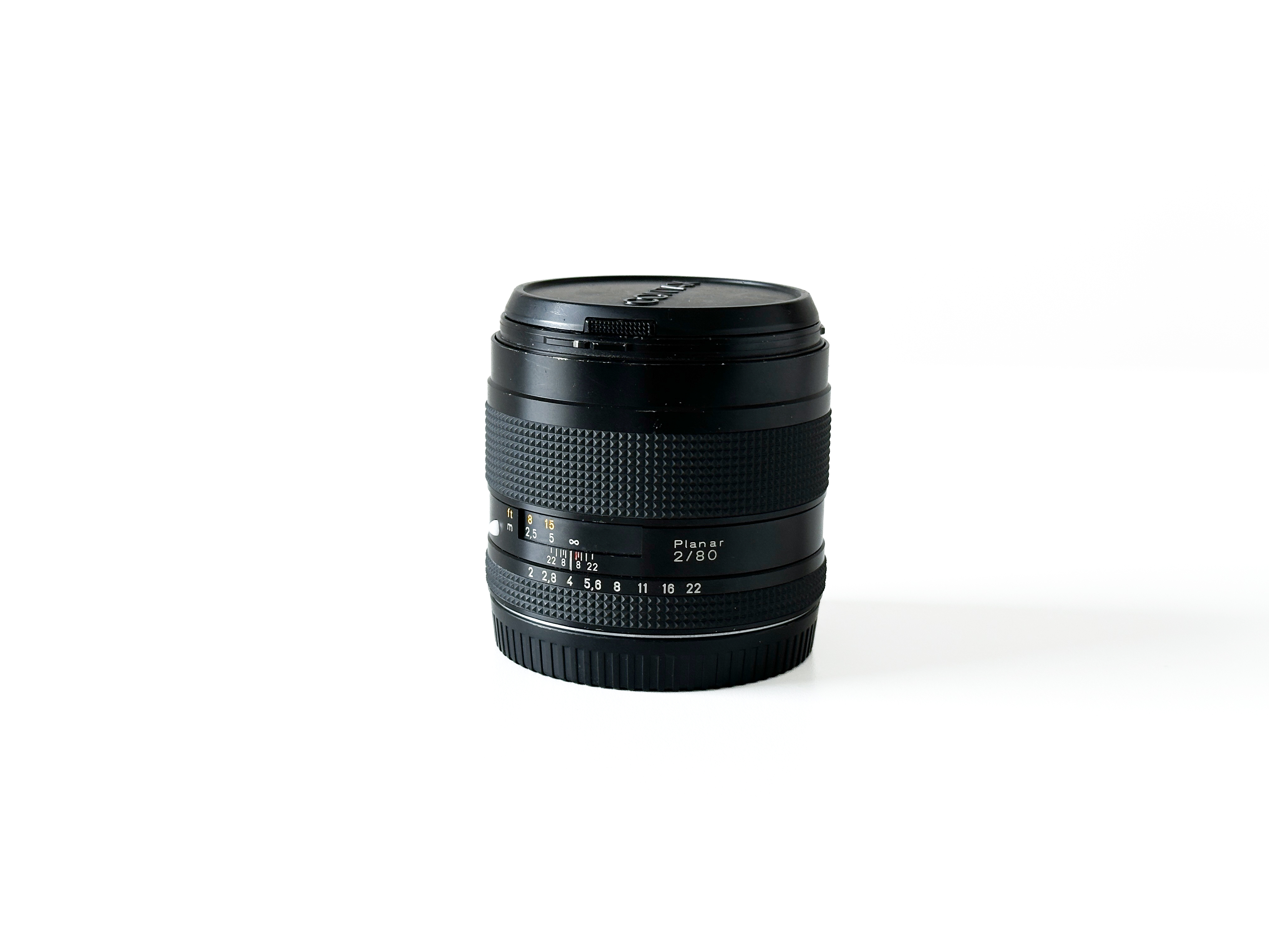 Contax 645 80mm f/2 lens