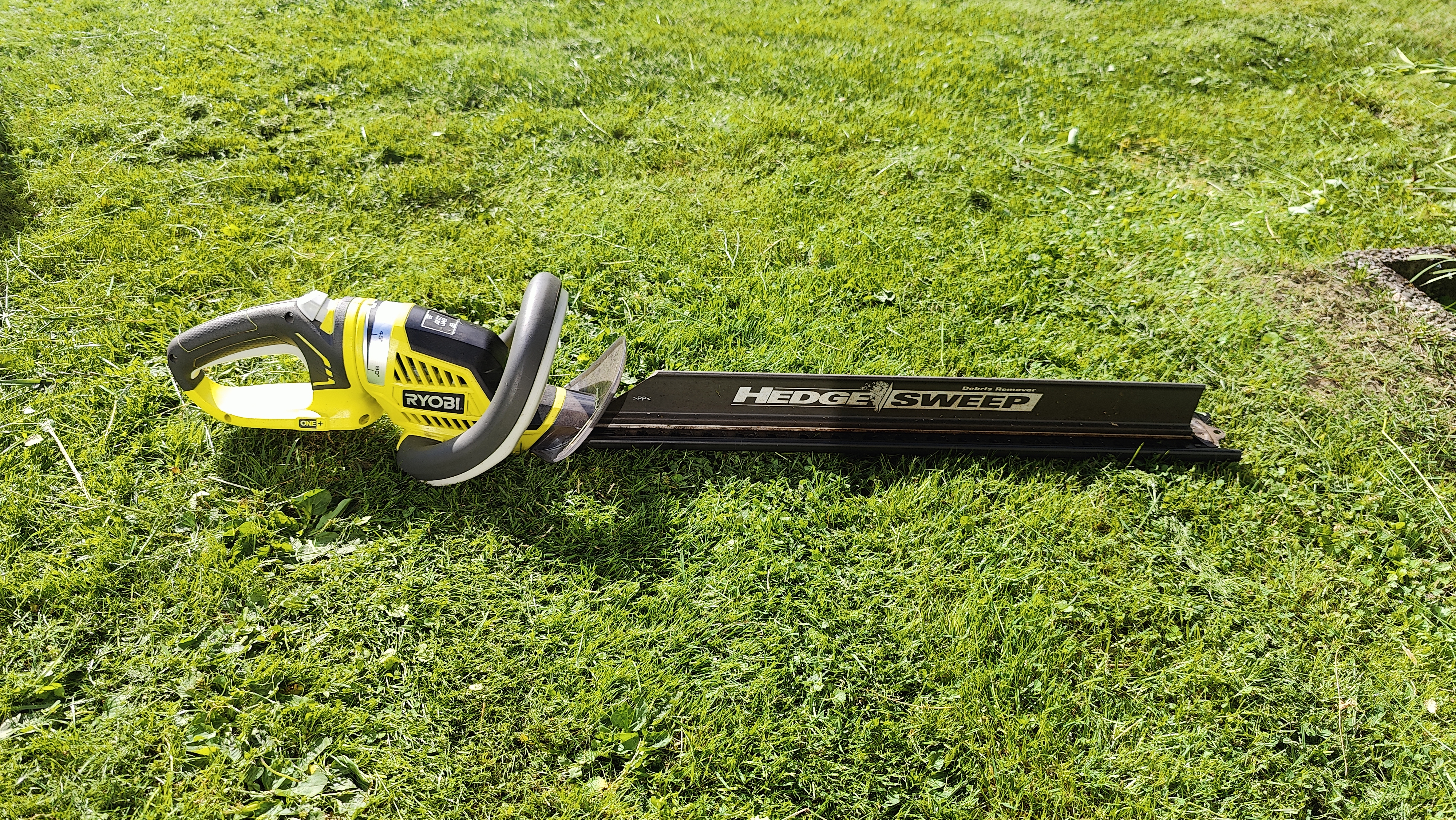 Ryobi elektrisk häcksax