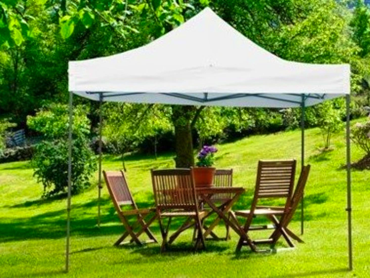 3x3 hvitt partytelt med 4 vegger og "vinduer"