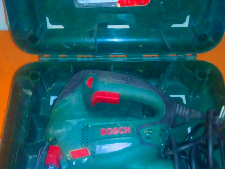 Kuvio/pistosaha -bosch