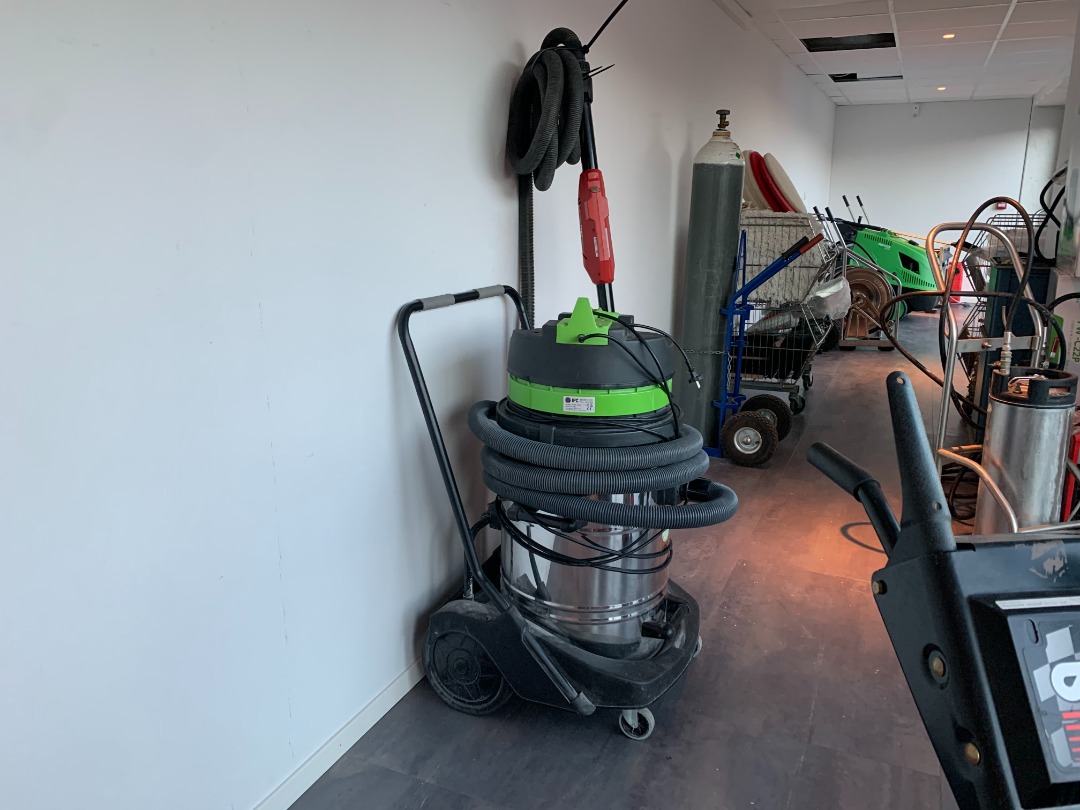 Foma industristøvsuger