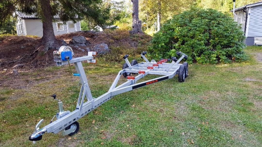 Båtvagn, 2000 kg, 30 km/h