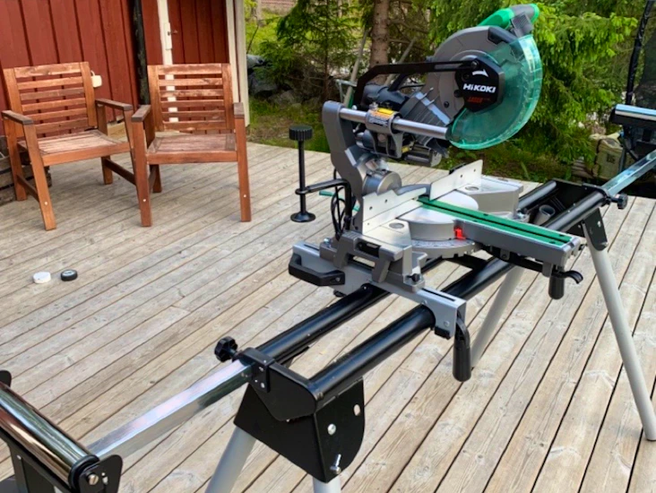 Kap/gersåg med laser