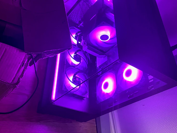 Speldator med 9800x3d och 5060