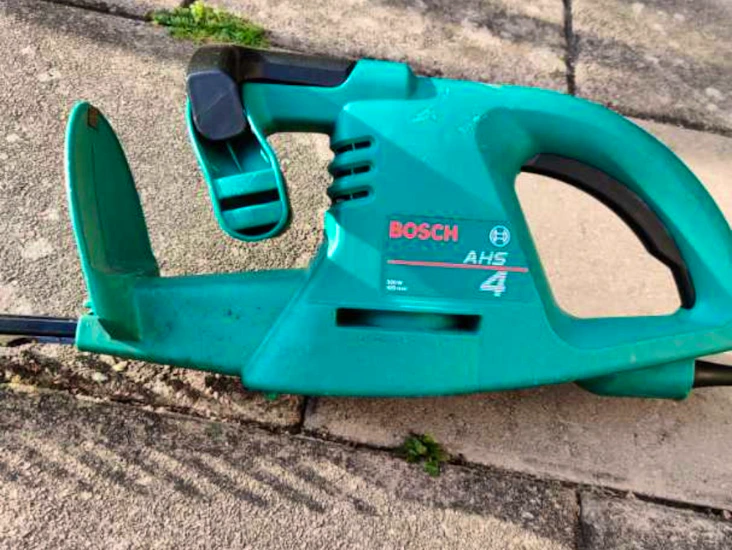 Häcksax bosch med skarvsladd