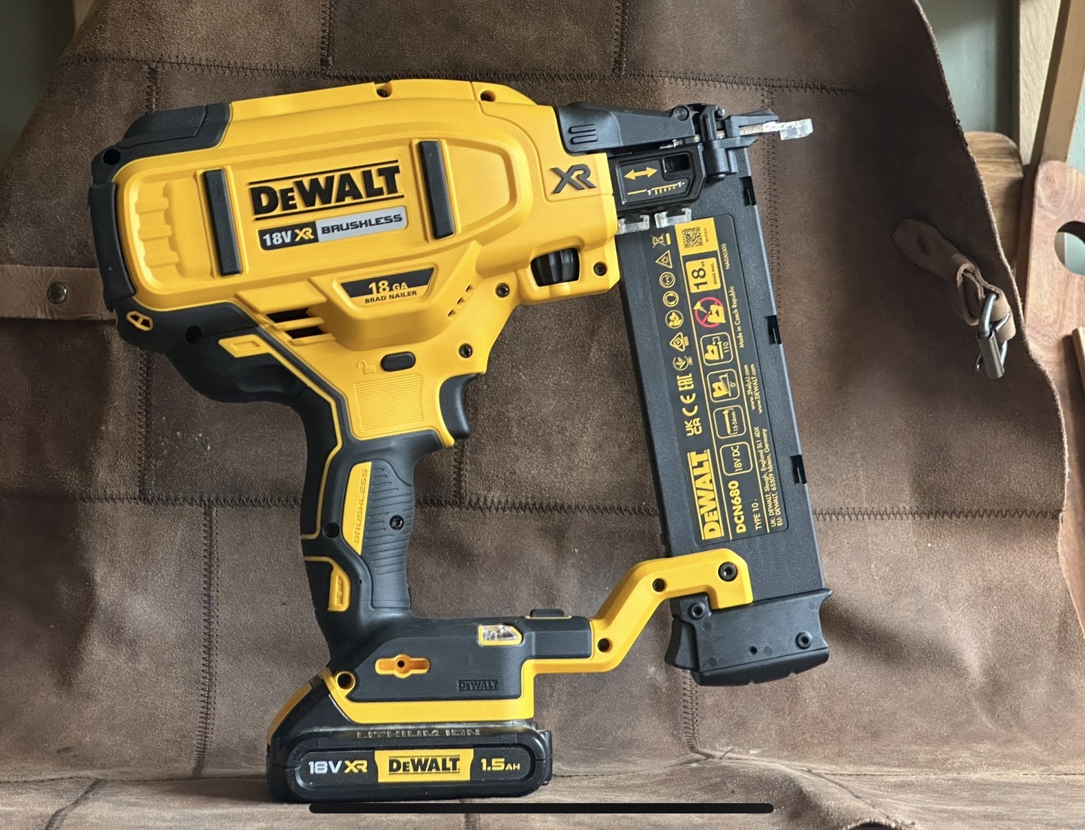 Dewalt dykkertpistol dcn680 18ga