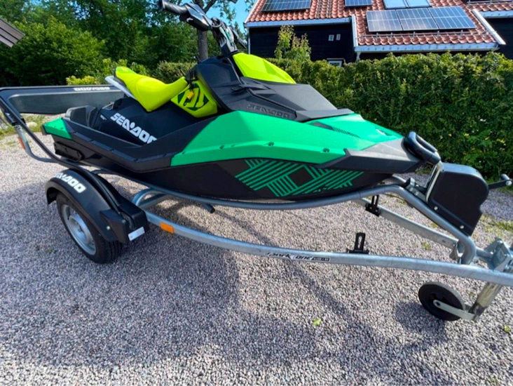 Click & go henger til seadoo spark trixx