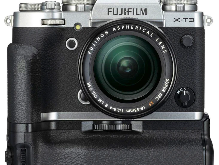 Fuji x-t3, batterigrep og 18-55 mm objektiv