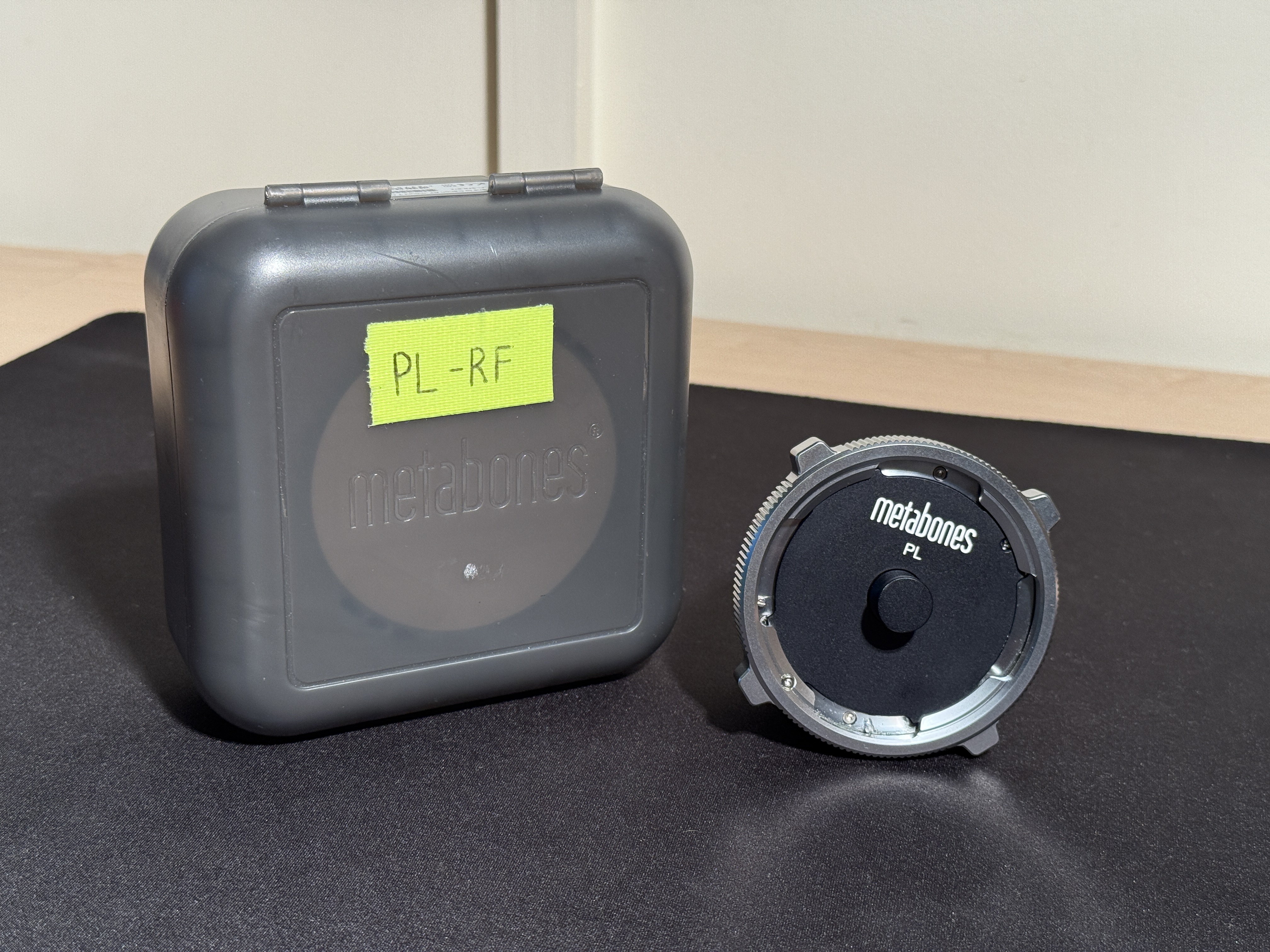 Metabones rf-pl adapter