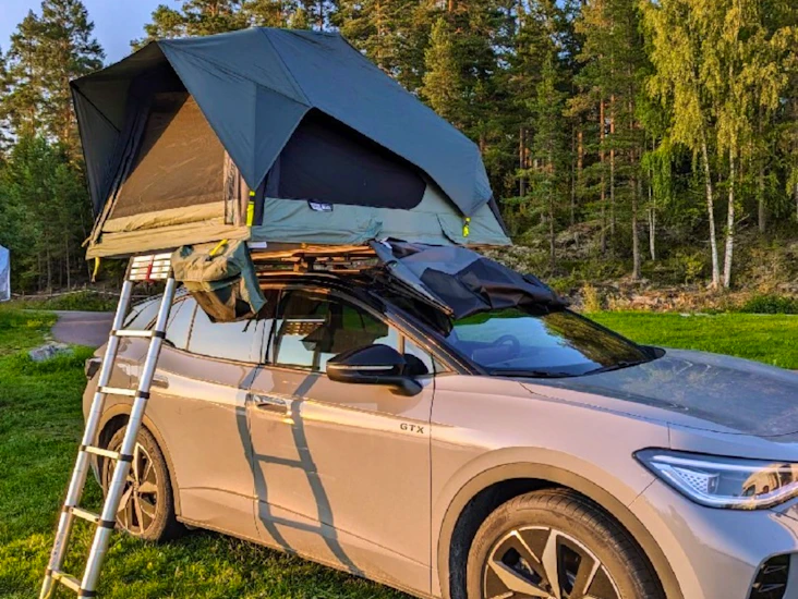 Uppblåsbart taktält 145cm brett