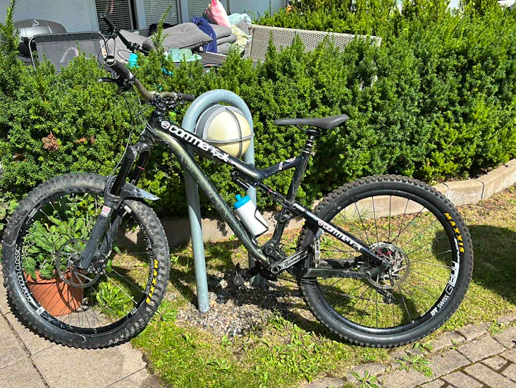 Commencal meta heldämpad