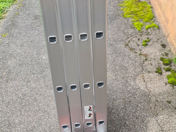 4 stage ladder - great from plastering to getting up to the roof