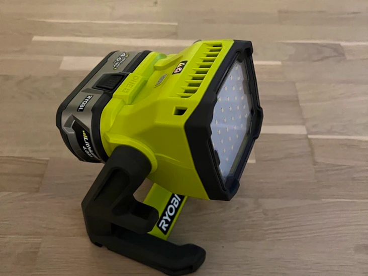 Arbeidslampe led – batteridrevet