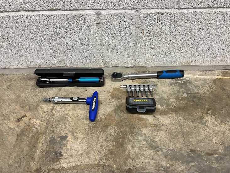 Momentnøkkel 2 -25 nm (med tilbehør)