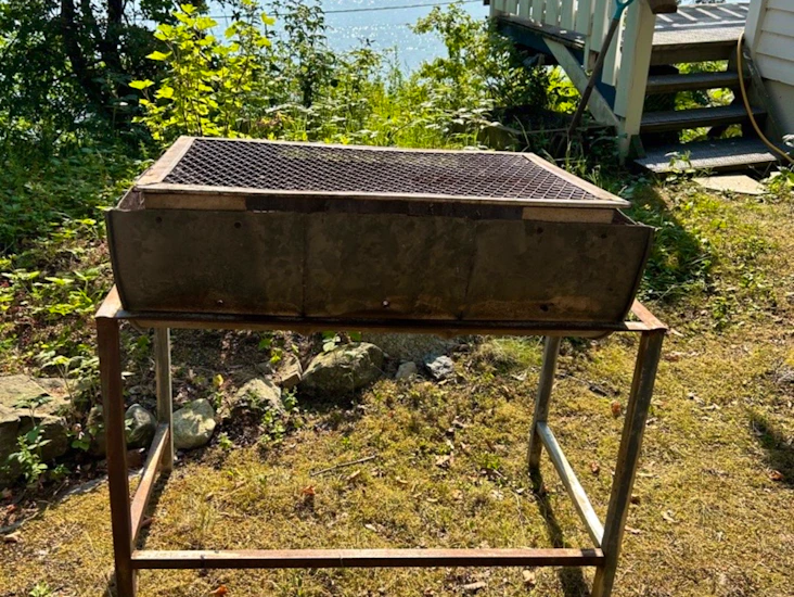 Stor tønnegrill perfekt til fest