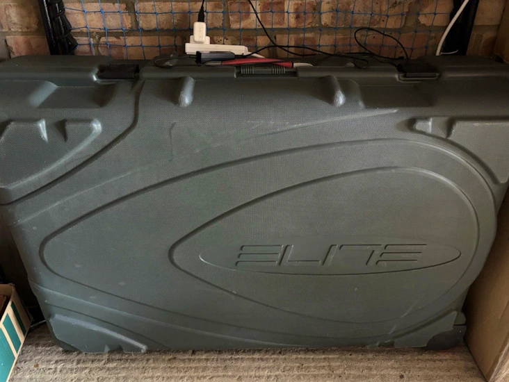 Elite vaison hard bike box
