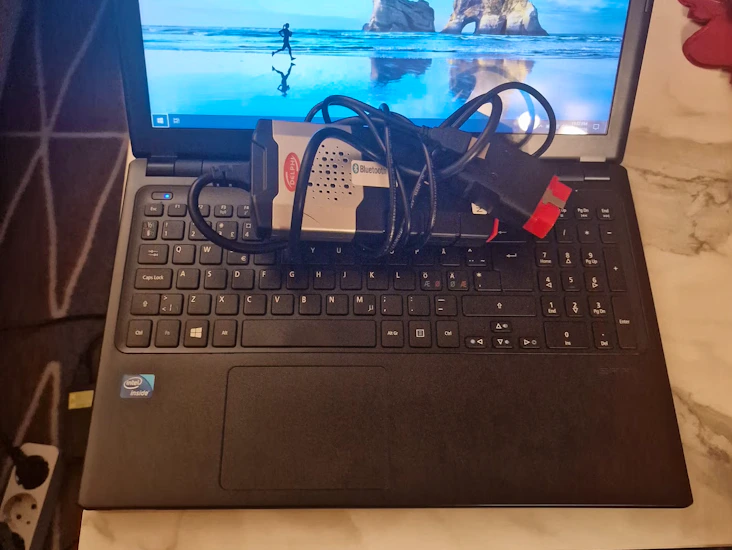 Delphi / autocom 2021 feilkodeleser med pc