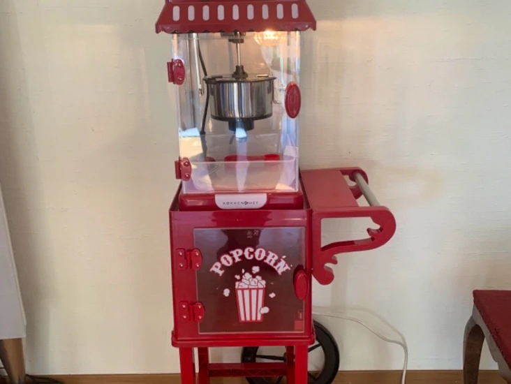Popcornvagn, rymms i bil, enkel att hantera (1)