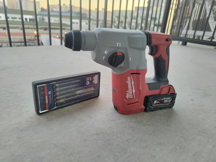 Milwaukee kraftfull slagborrmaskin