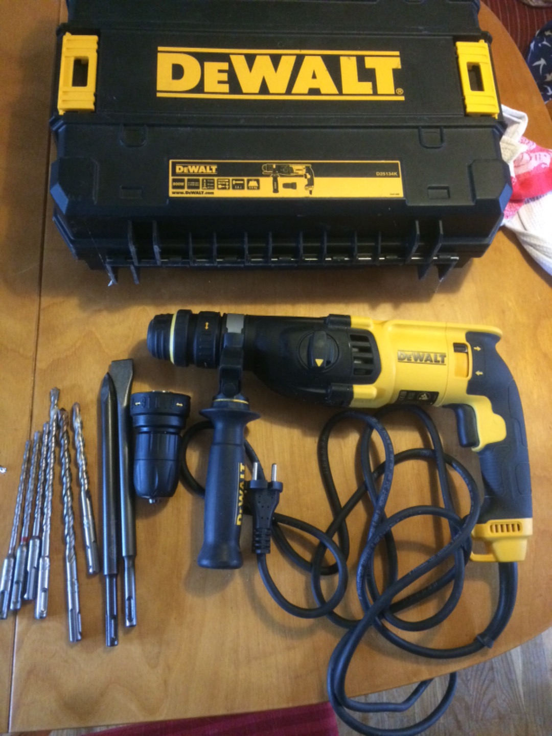 Borrhammare 800w dewalt d25134k