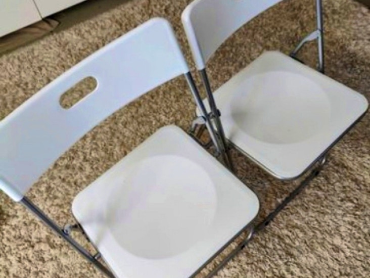 Kokoontaitettavat tuolit (24kpl)