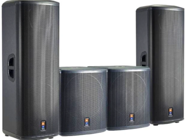 Rått jbl anlegg til stor fest med trøkk.