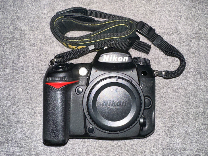 Nikon d7000 16.2 mp digital slr dslr camera