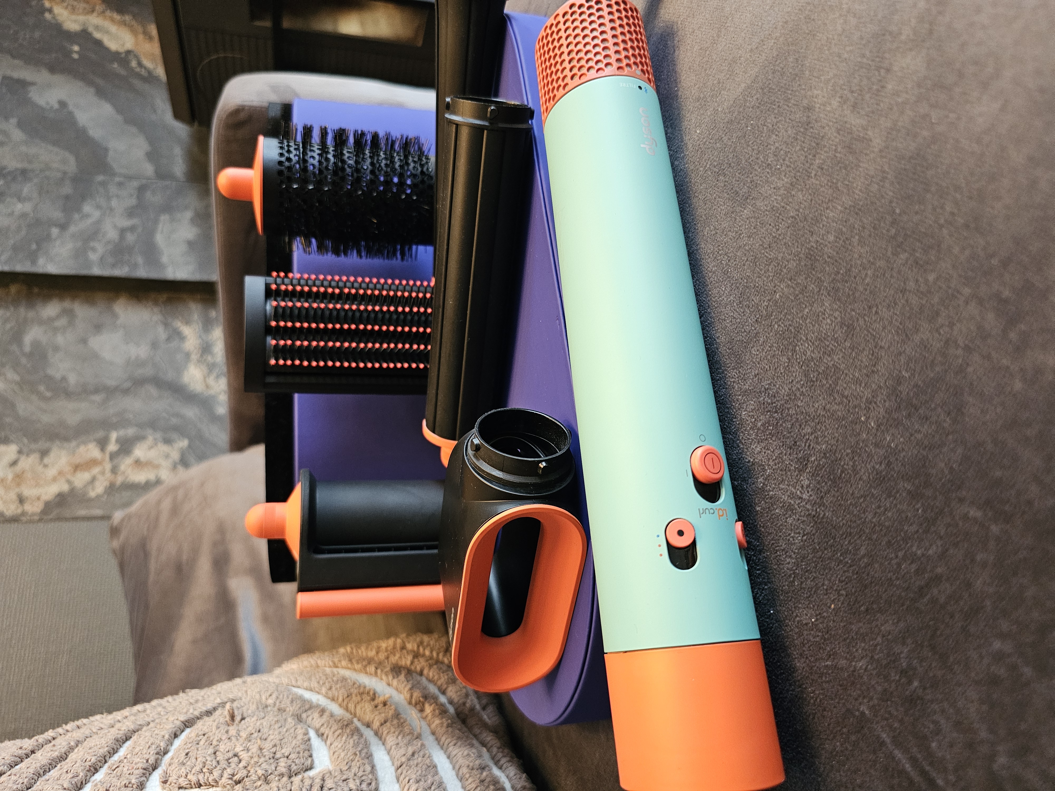 Dyson airwrap i.d. til leie – perfekt styling!